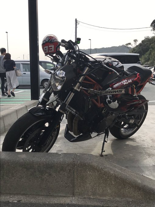 「ヘルメット バイク」のTwitter画像/イラスト(新着)｜16ページ目