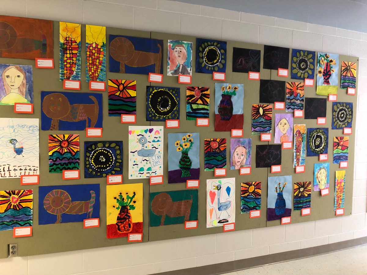 MrsKHaverland's tweet photo. Fantastic art by some fantastic first graders! ⁦@libertyoaks⁩ #Libertyoaks https://t.co/Oyntdu5zln