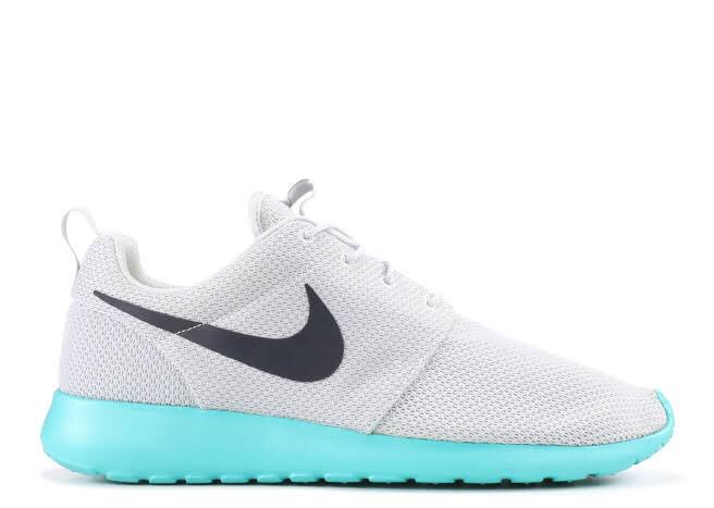 Us11 足に病気を持ったとき これだったら履けるでしょ と渡されたクロックスはアッパーがあまり変形せず患部に当たって履けなかった かわりにローシやフットスケープは紐の通し方次第で患部を避けて履けるので助かった 継続的に販売してくれると嬉しい