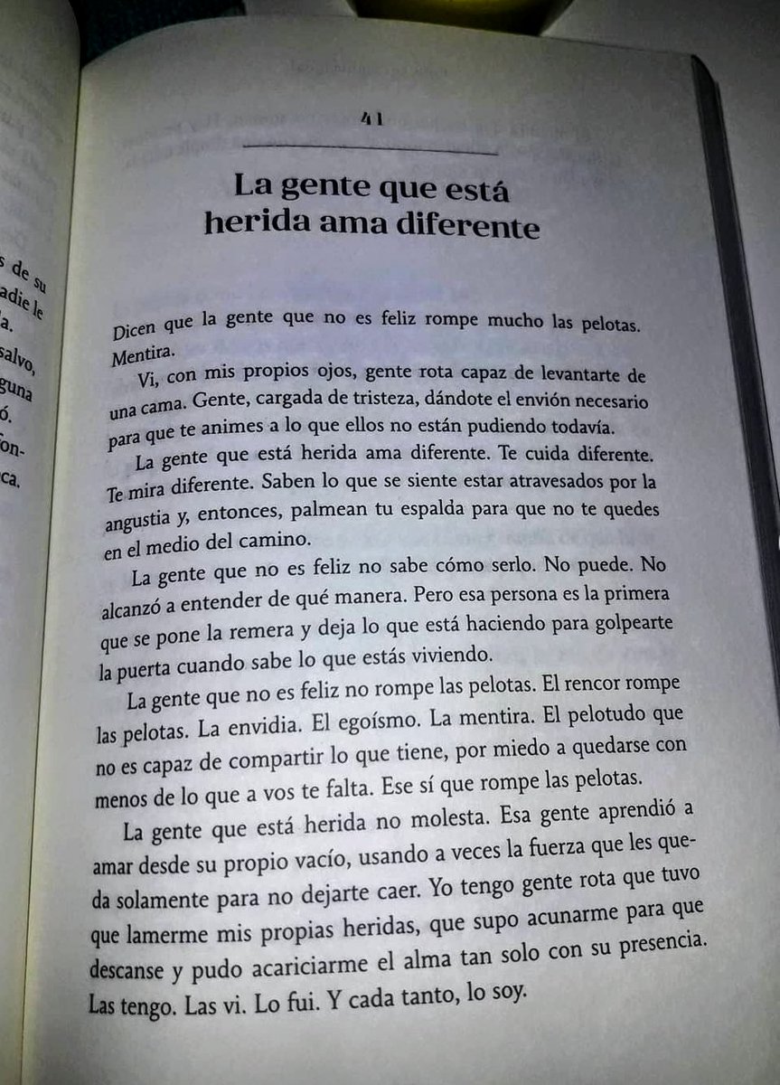 MattyBenavides's tweet photo. La gente que está herida ama diferente. https://t.co/FwGAyHToCC
