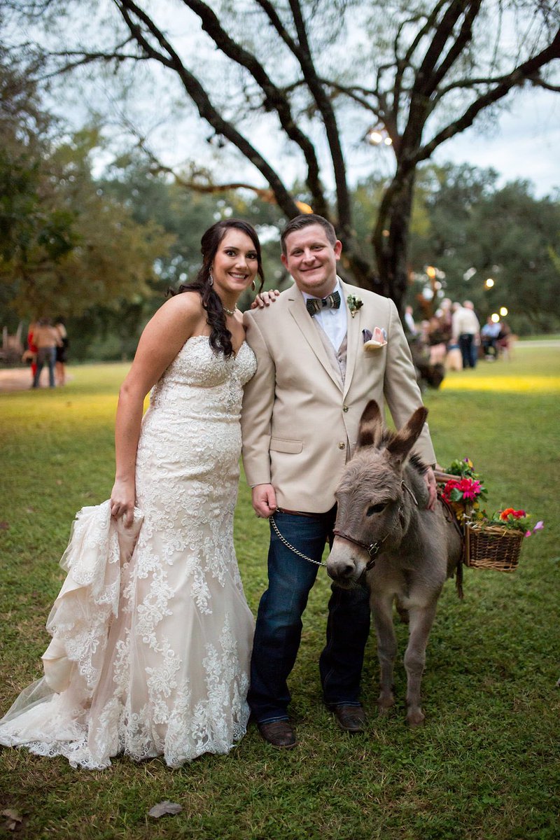 Old Glory Ranch (@oldgloryranch) on Twitter photo Katy & Jeffery said their “I do’s” surrounded by family and friends <a href="/oldgloryranch/">Old Glory Ranch</a> @toastentertainment , @basheventstx , @pappascuisine , @dreambakeryaustin , @_mikereedphoto , and @4leaflimoatx to make their wedding day unforgettable!
#OldGloryRanch #beerburros Katy & Jeffery said their “I do’s” surrounded by family and friends <a href="/oldgloryranch/">Old Glory Ranch</a> @toastentertainment , @basheventstx , @pappascuisine , @dreambakeryaustin , @_mikereedphoto , and @4leaflimoatx to make their wedding day unforgettable!
#OldGloryRanch #beerburros