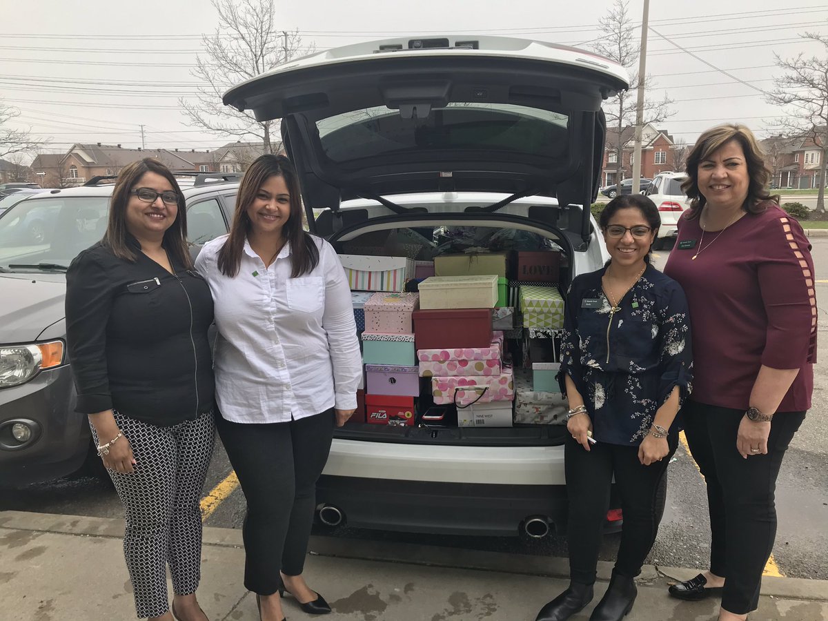 Today the Mississauga District with support from our MMS Partners delivered 95 Shoeboxes to the Women’s shelter as part of the Shoe Box Project. These women will be receiving these Shoeboxes that have been filled with everyday necessities on Mother’s Day. Thank you Mississauga!