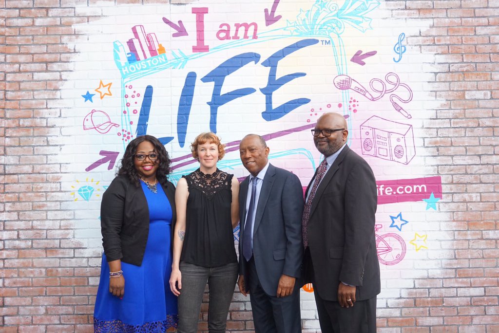 JeffSyptak's tweet photo. Mayor @SylvesterTurner took part in @HoustonHealth’s #IAmLife campaign at #LifeHTX.
The campaign is the city’s first-ever health campaign directly reaching out to African-American and Hispanic members of The LGBTQ community messages about PrEP as an HIV prevention option. https://t.co/EbLB7NLI5K