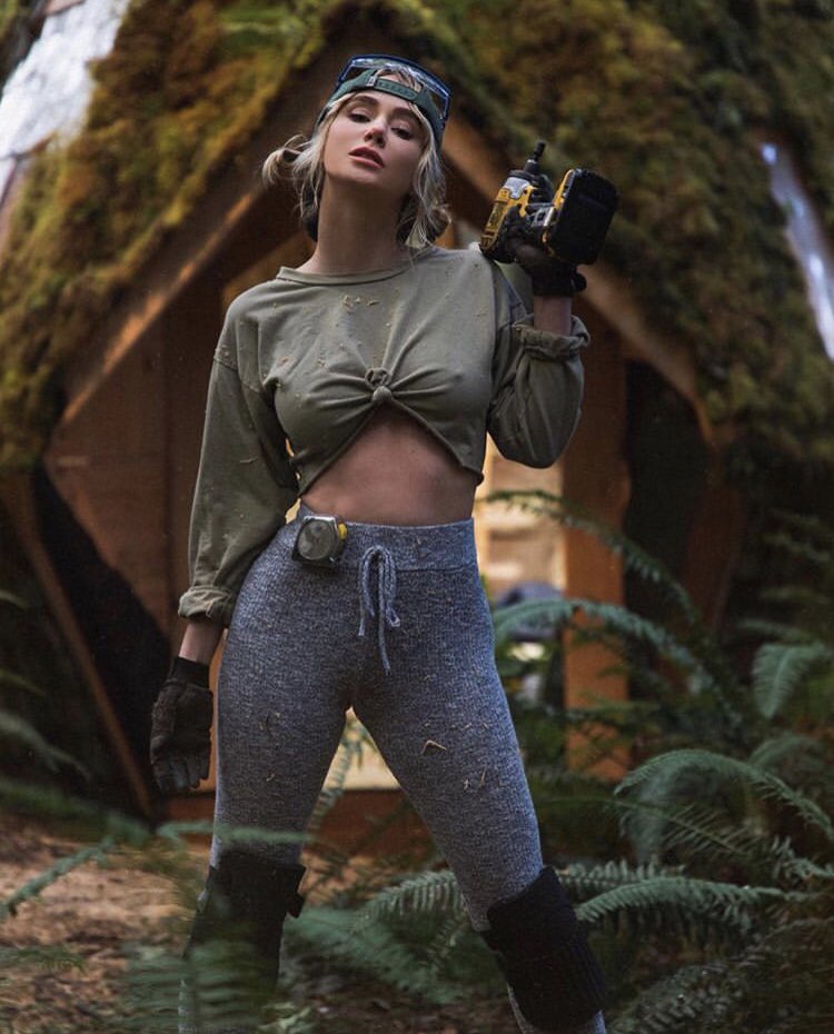 sara jean underwood jeans