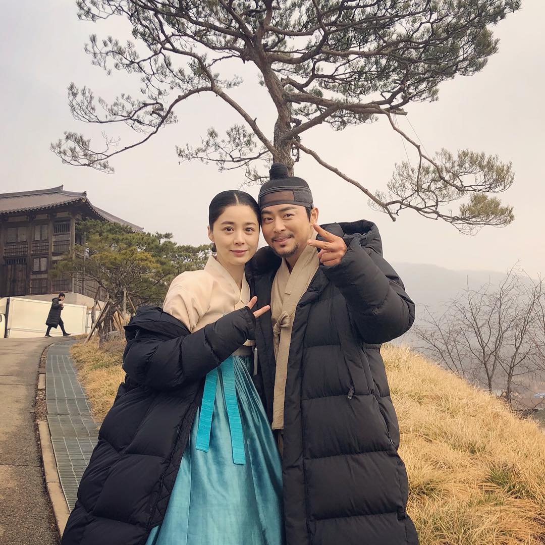 [배우 서영희님 인스타그램] 제아들이맞습니다!!!👶🏻ㅋ #엄마와아들 #유월 #이강 #금토드라마 #녹두꽃 #오늘밤만나요 #조정석 #서영희 https://instagram...