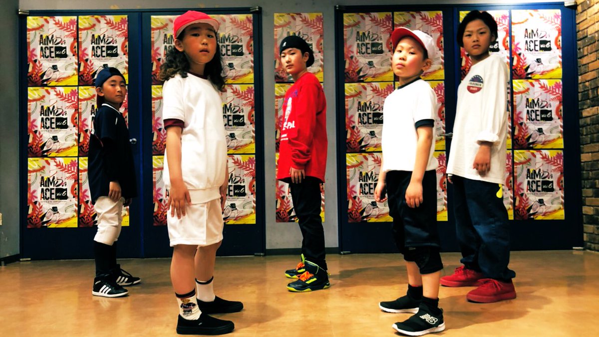 mame_nihon's tweet photo. 本日Zepp SapporoにてAceの発表会があります。今年はLockingのみ小学生のみ!!
今の社会へのアンサー
子供目線で大人に訴えかけてます
We are the future
This is Hip Hop
#ada6 https://t.co/VZF7BCCGAK
