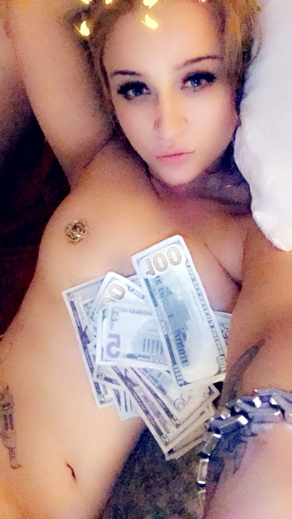 JoslineStarr's tweet photo. #cutenips https://t.co/HzxrqNKPN8