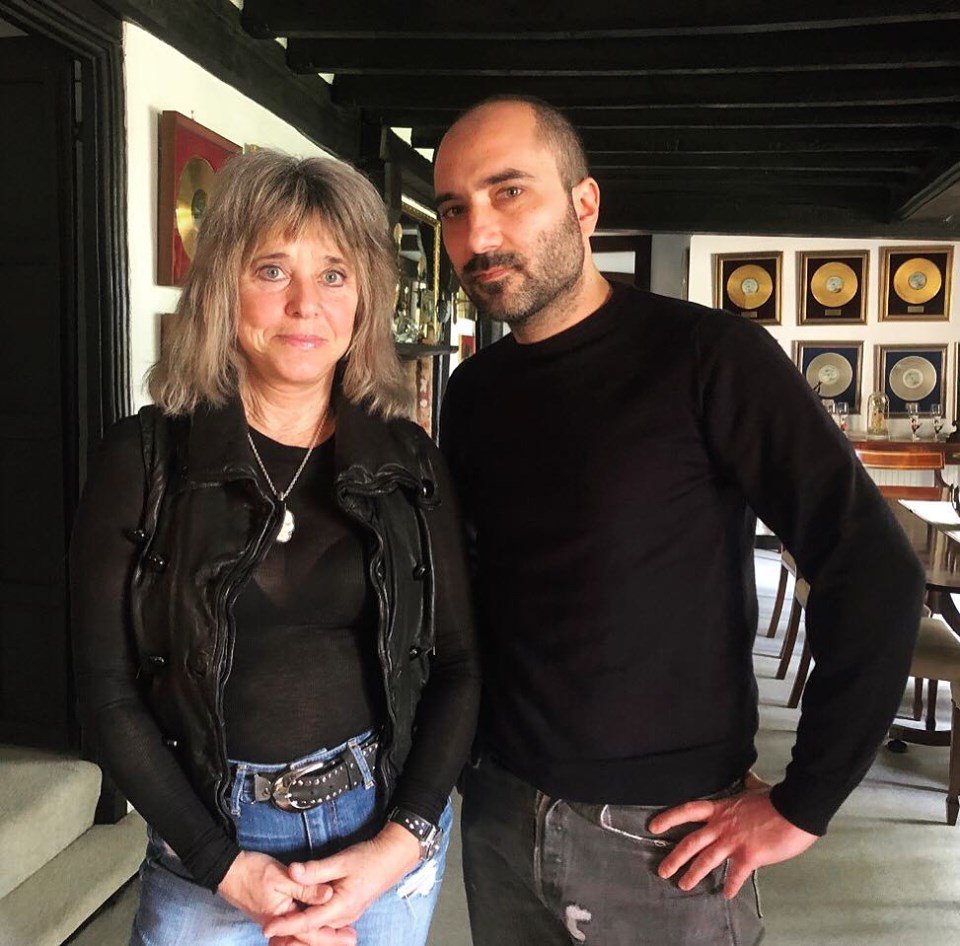 Suzi will not be able to come to the show, but you should. 
Only a few tickets left for our gig  in London on  Saturday at <a href="/100clubLondon/">The 100 Club</a>  Don't miss it! 🚀⚡️🚀  Tickets alttickets.com/giuda-tickets?… #EVAtour #Giuda #GiudaHorde  <a href="/RiseAboveRecord/">Rise Above Records</a> @BURGERRECORDS <a href="/trooper_ent/">Trooper Ent.</a>