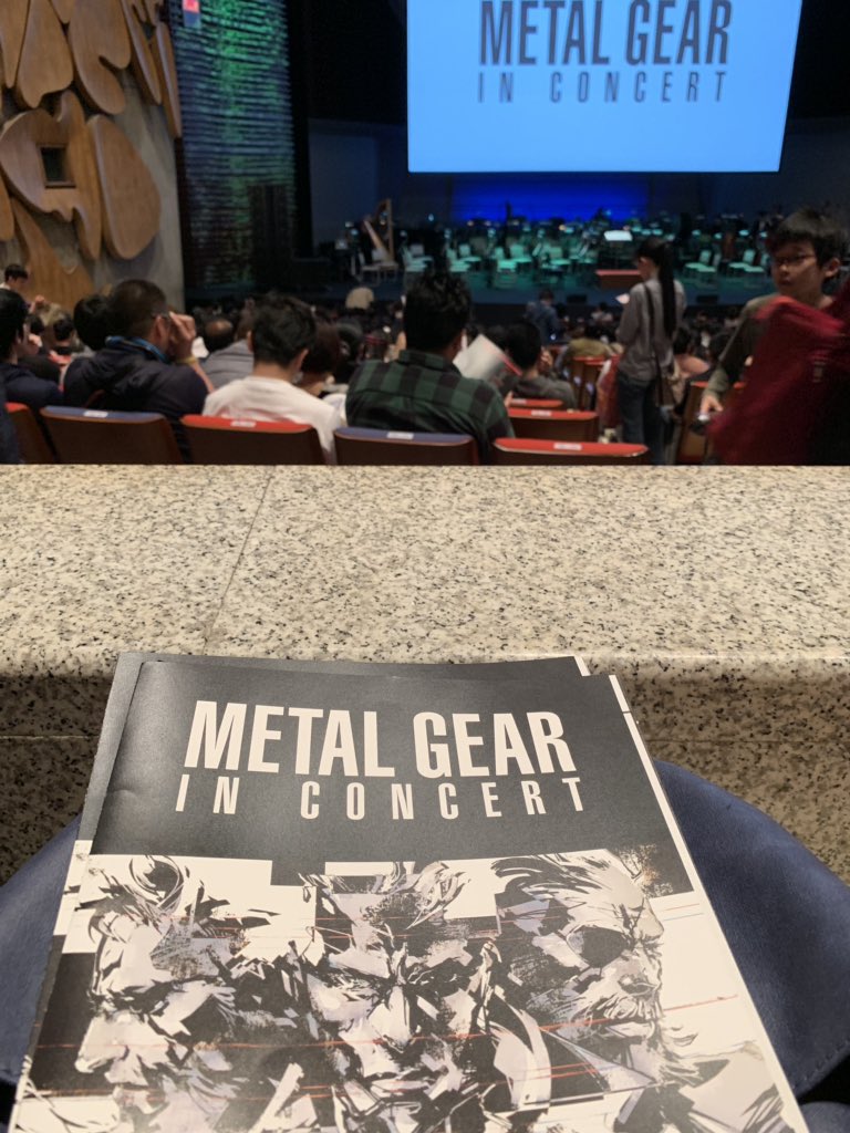 Nobuko Toda 今年もご招待いただきましたメタルギアコンサート 作曲していた頃の想い出が蘇ります Mgs3 Pw Mgs4 Mgs5とメタルギアと共に音楽のキャリアがスタートしました 思い入れ深い曲ばかりです メタルギアinコンサート T Co