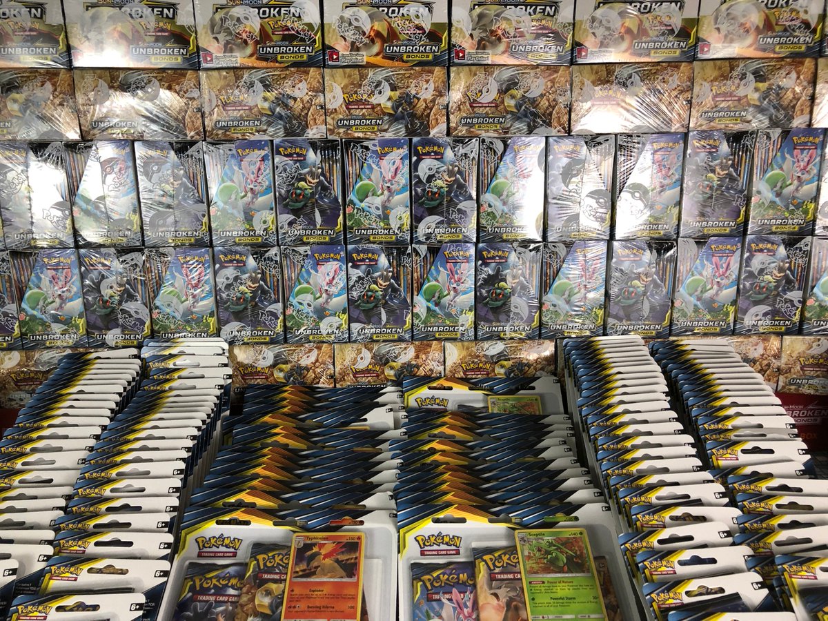 AxeCards's tweet photo. #Unbrokenbonds is finally here. 410 cards to collect! All products up for sale and shipping today! https://t.co/JT5yrRO3DI https://t.co/l3emUDzVs0