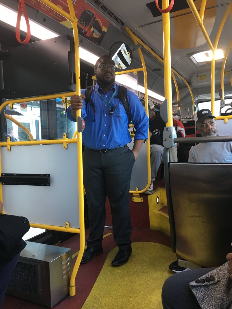 DcCommunicator's tweet image. #keepcirculatorfree ⁦@DCCirculator⁩ Navy Yard route is a full one. Since rides are now at no cost, I’ve noticed more people riding on the bus.