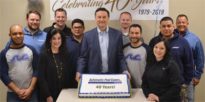 PoolSpaMktg's tweet image. #Waterlines #AutomaticPoolCovers celebrates 40 years buff.ly/2LhSe5x  #anniversary #indiana #pools