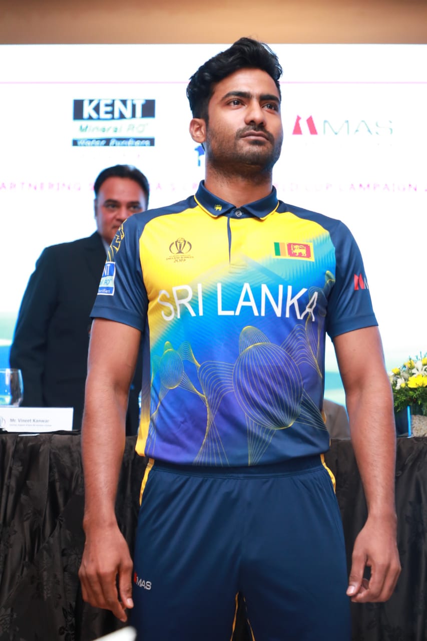 MAS Holdings on X: The official Sri Lankan Cricket Jersey made out of  #recycled ocean #plastic in #lka presented to Dimuth Kurunaratne the  Captain of the Sri Lanka Cricket Team for #CWC19 #