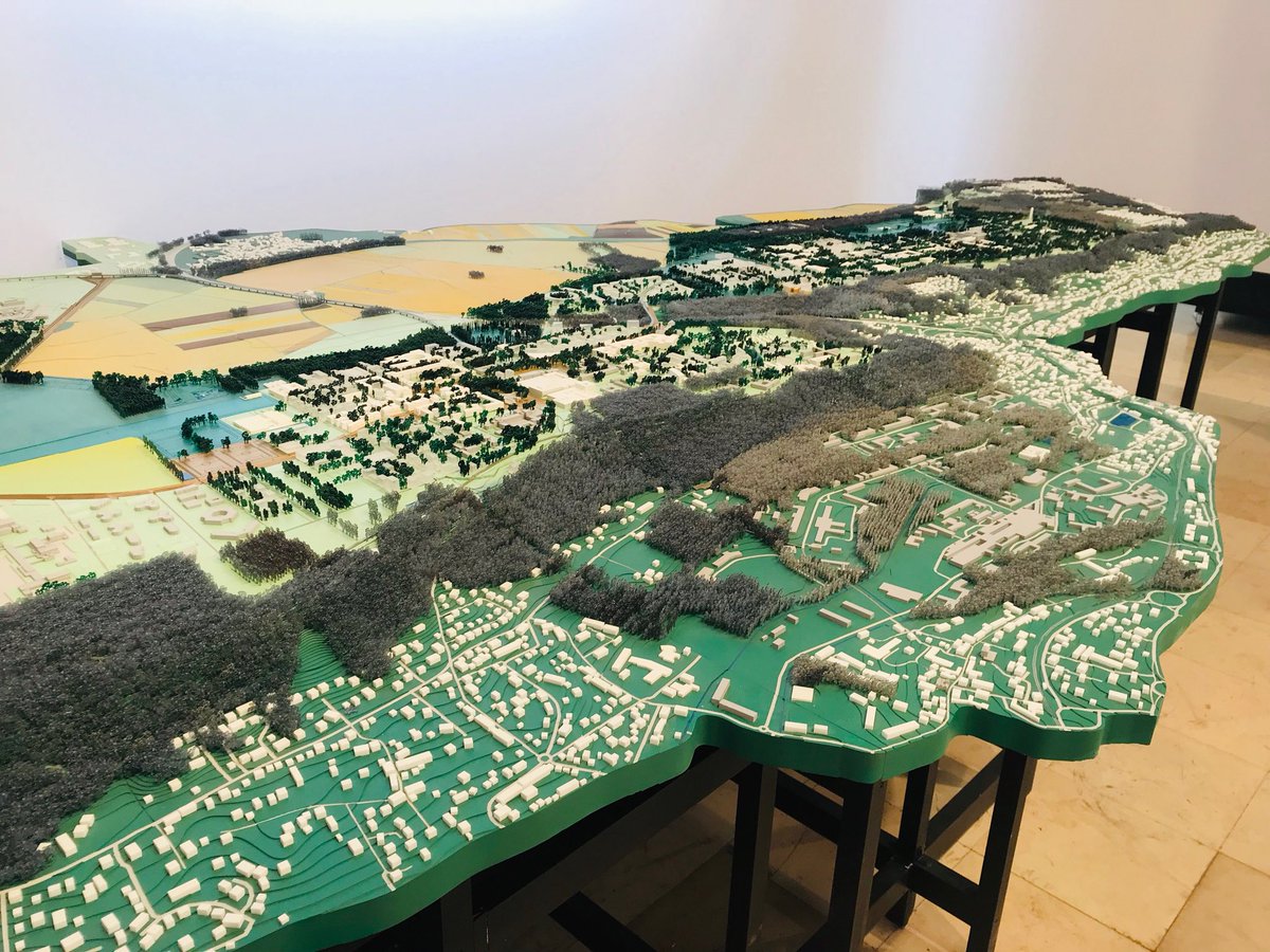 #LIVE Découverte du Pavillon 2030, que vous pourrez visiter dès demain ! 📍A l’ancienne poste de <a href="/Versailles/">Versailles</a> 
#bap2019 <a href="/GdParisExpress/">Grand Paris Express</a> <a href="/iledefrance/">Région Île-de-France</a>