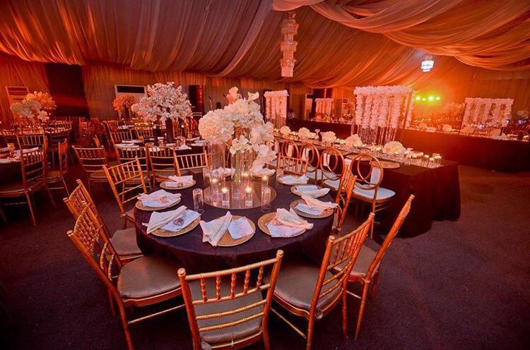 CondoLagos's tweet photo. Awesome round table setting for any event of your choice😁😁 #TheCondo #YourCondo https://t.co/vEfy9G3FYo