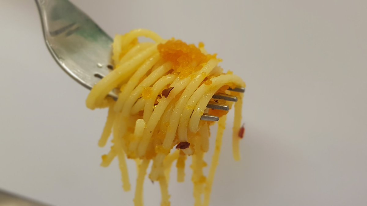 Rbag1's tweet photo. Spaghetti aglio &amp; olio! https://t.co/gO7x9HOYt4