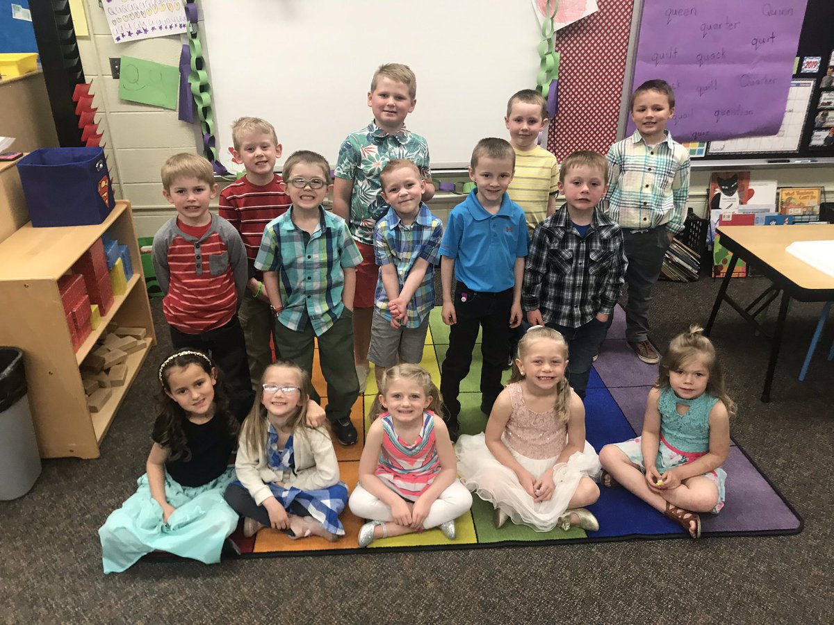 KindersBaum's tweet photo. I am so proud of these kiddos! They rocked the Spring Program last night! #BurroPride https://t.co/6anJo5cngt