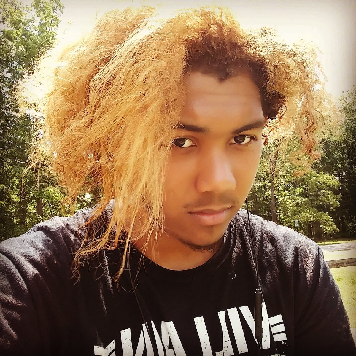 Blonde jaden is staying for a little.