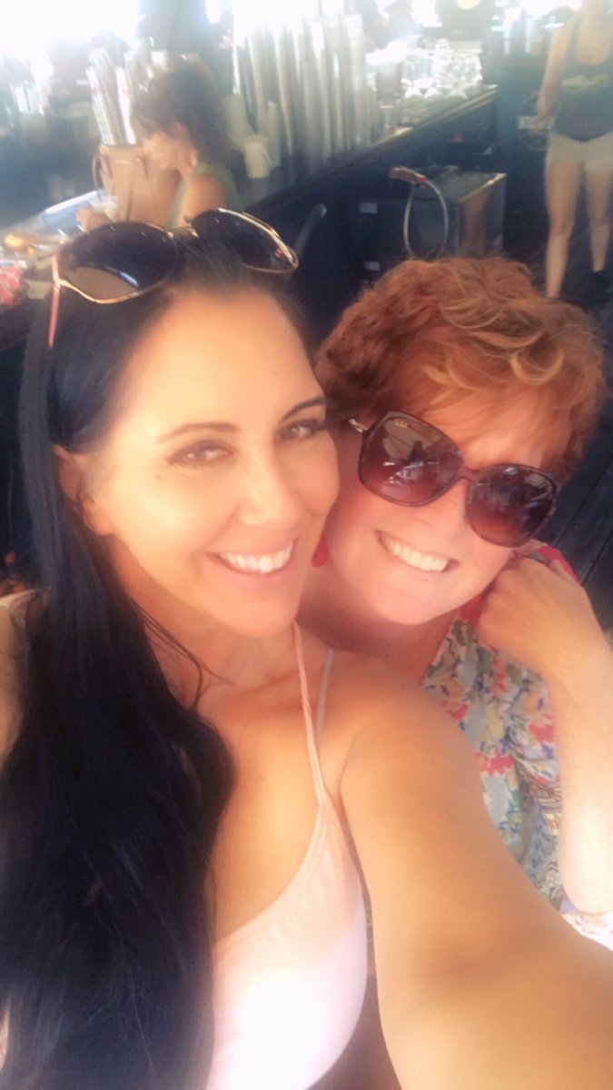 CariZubay's tweet photo. Never let old friendships die, having so much fun with Julie this week... https://t.co/zyfupX4kjc