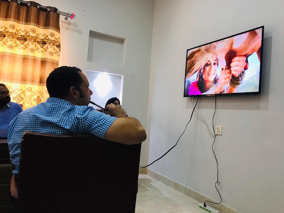 FeedSol's tweet photo. Timpothy Stewart, Practice Area specialist, Economic growth, Business Partnership Platform and Ms. Moneeza Ahmad , BOD, FeedSol visited the FeedSol office in Sahiwal along with other officials.
Dr. Rizwan Bukhari CEO, FeedSol is discussing about FeedSol vision https://t.co/0LCLOE0sqT