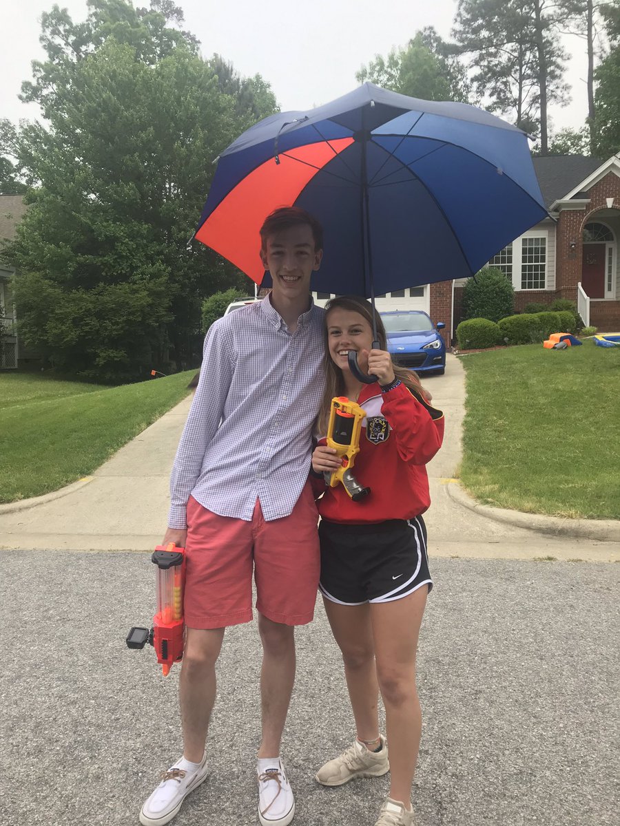 ThotsAqua's tweet photo. @GhNerf After a 17 minute long battle with a surprisingly affective umbrella shield- Phil got Alice @GhNerf #gg https://t.co/AwIs8qxPNV