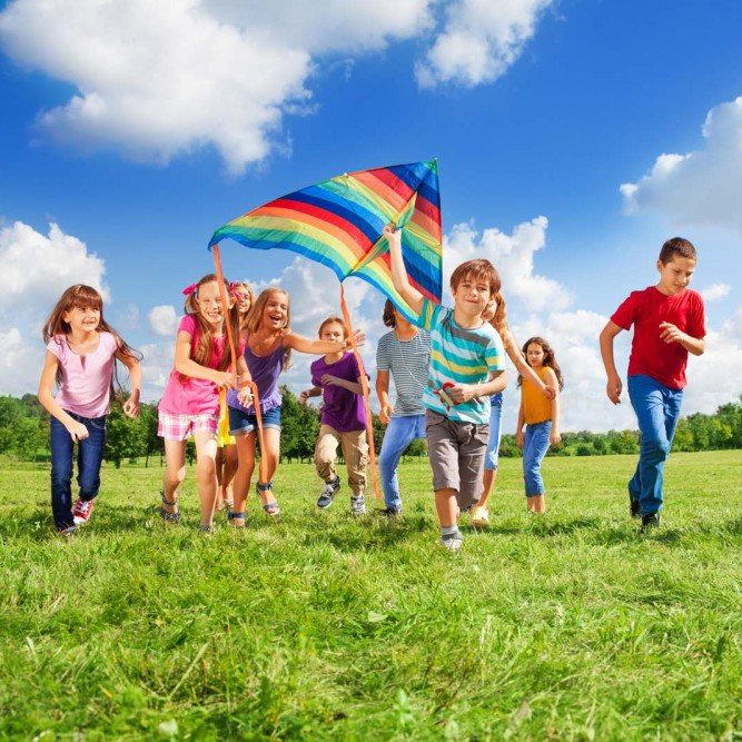 Для открытки, картинки летнего отдыха детей и родителей