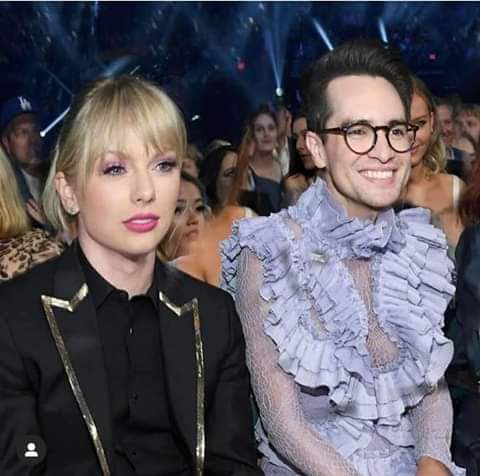 nancyaenan77's tweet image. Lmao 🤣🤣🤣
#TaylorSwift
#TaylorSwiftME
#TaylorSwiftIsBack
#BBMAs