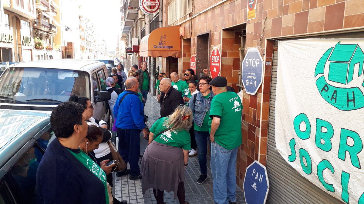 Este Desahucio lo vamos a parar #BuildingCenter  #MariaSeQueda