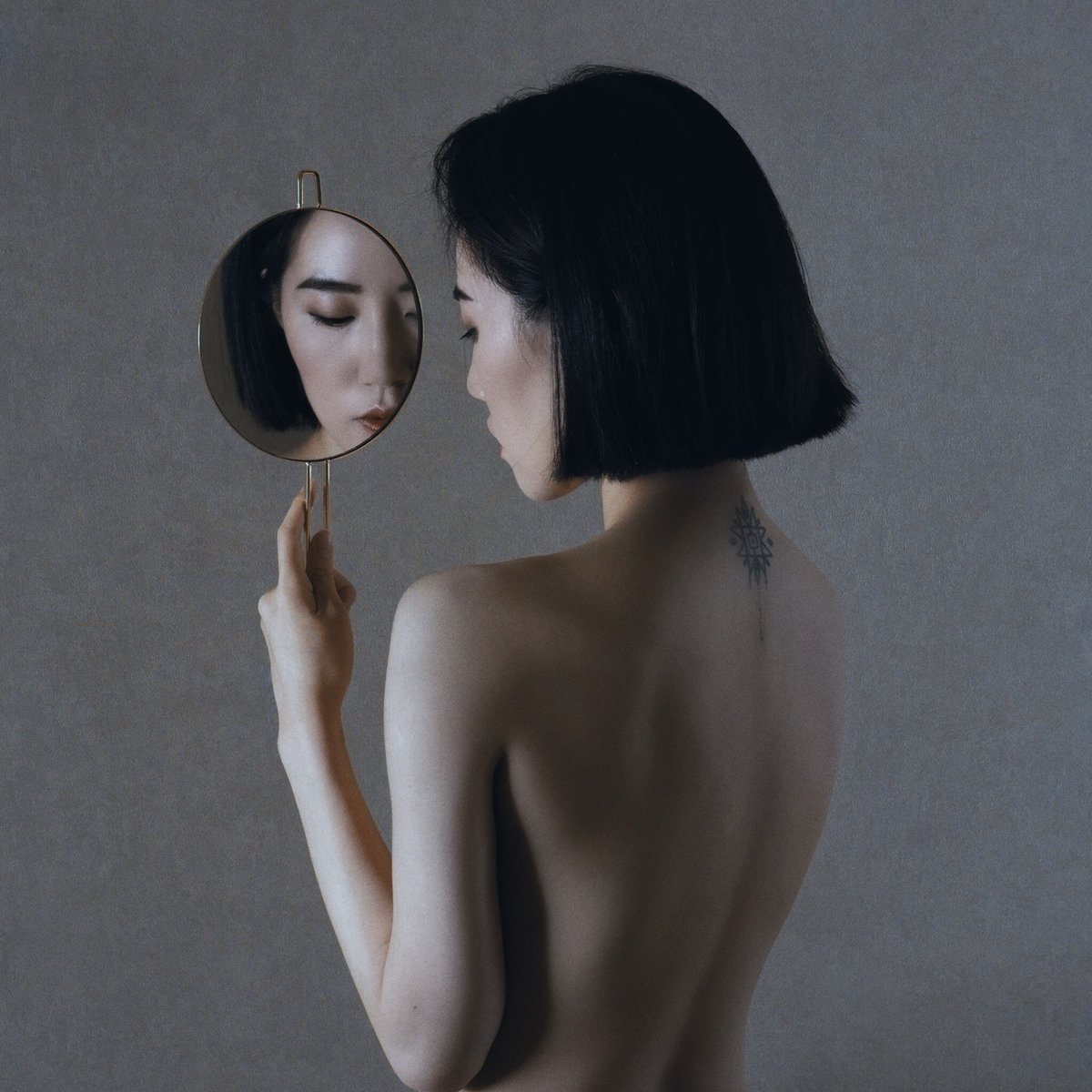 PLATEFORM's tweet image. © Ziki Liu, "Breath in the reflection" (Beijing, China)
plateformag.com/magazine/artic…
instagram.com/ziqianqian