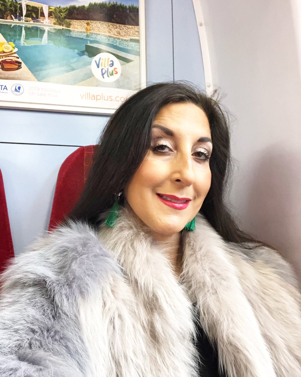 Travelling to #LXAcademy launch party 2019. Lots of great healthcare innovation speakers, in for a treat! @HLMEDICOM #Havasfamily