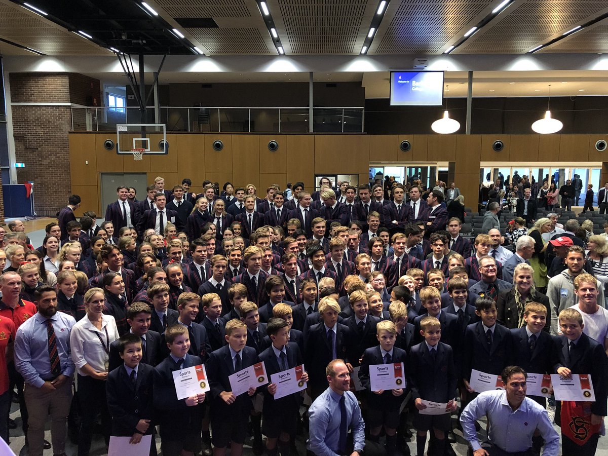 Thank you to all involved with our winter season sports launch, the weather couldn’t prevent us from celebrating the amazing achievement of all of these students who will represent the red during our ISA/CAS/IPSHA season - brilliant turnout @BarkerCollege #teamred #WeAreBarker