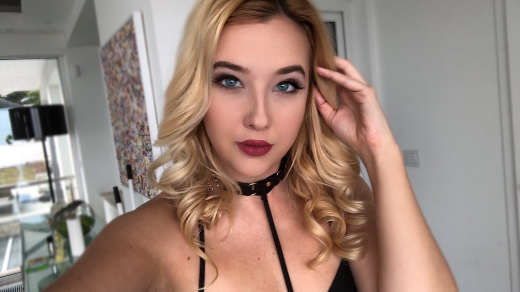 Samantha Rone on Twitter.