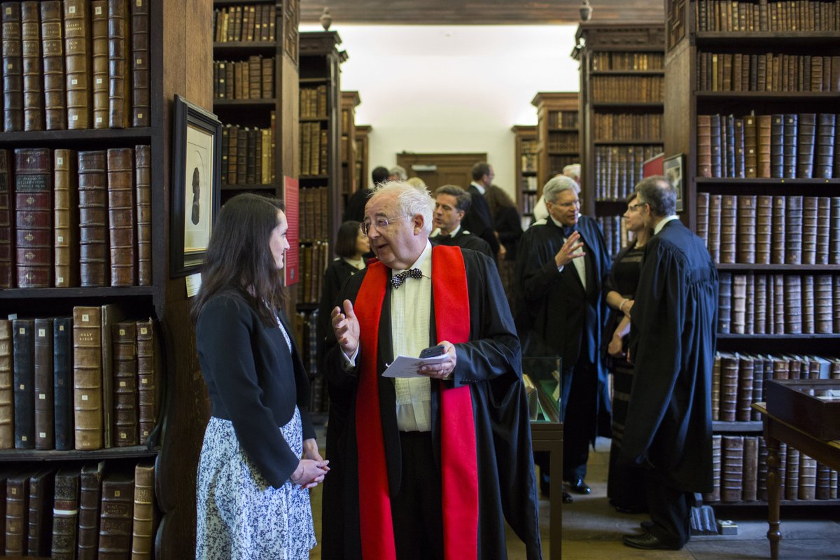 QueensCam's tweet image. Last Sunday, Queens' welcomed our Benefactors to College for the annual  Commemoration &amp;amp; Ceremony of Benefactors, followed by the Benefactors' Feast. Rebekah Hinton, JCR Access Officer, gave a speech about the importance of Queens' Access initiatives. queens.cam.ac.uk/life-at-queens…