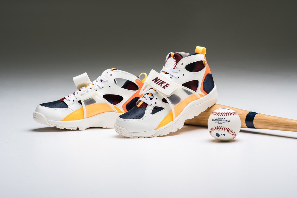 green huaraches foot locker