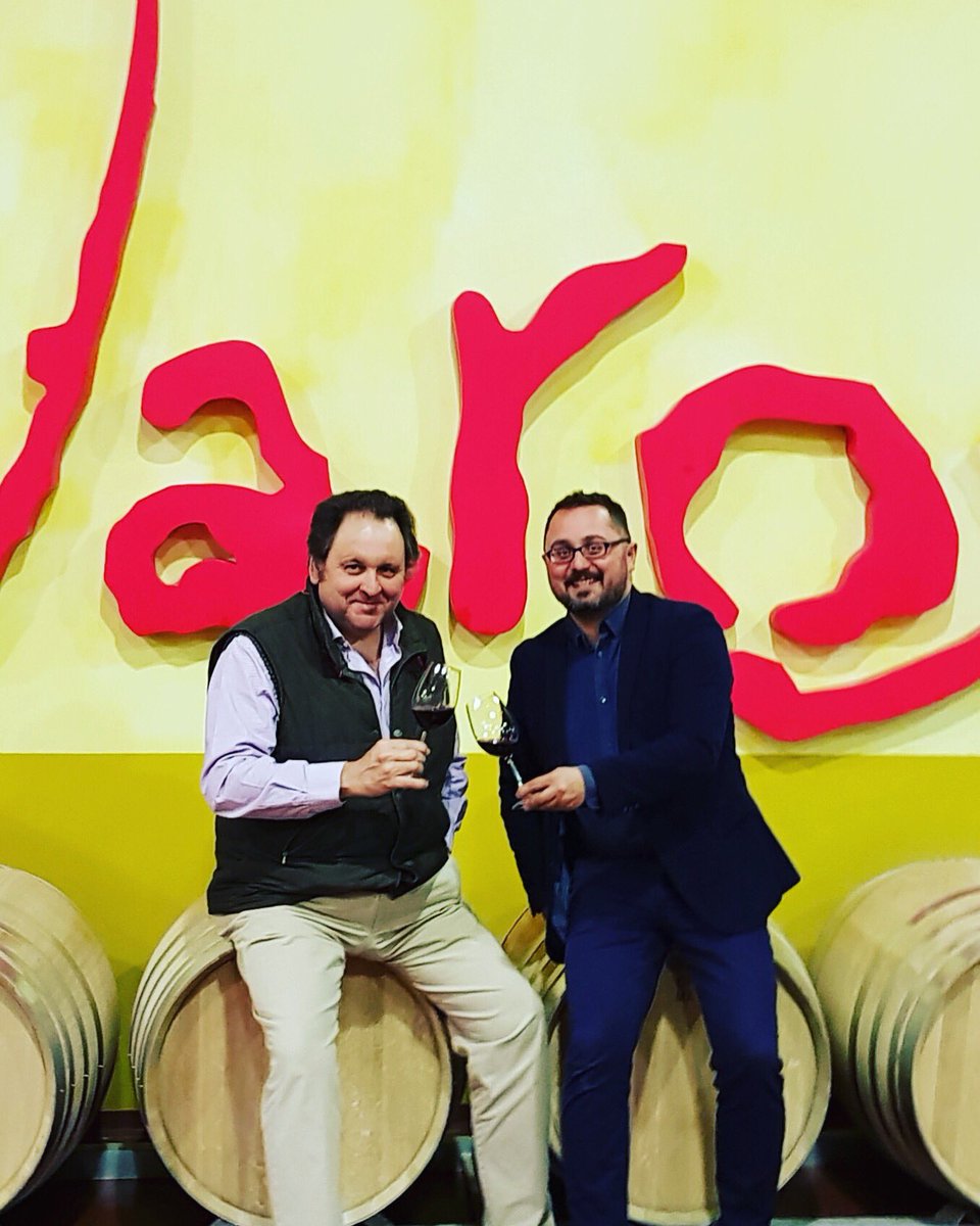 VinosIberian's tweet photo. Damos la bienvenida a nuestra compañía a Paco Rubio Pizarro, @pacovinos como nuevo #JefedeZona para #Zaragoza #Cataluña #Valencia #Baleares #Jaros #Sembro #Chafandin #SeddeCana #Yaso #YasoMatteria #ViñaOropendola #RoldeLaRosa #Missale #Badaceli #LaPetiteAgnes #LesOnes #vino 🍷🍷 https://t.co/BmTPfTSBtE