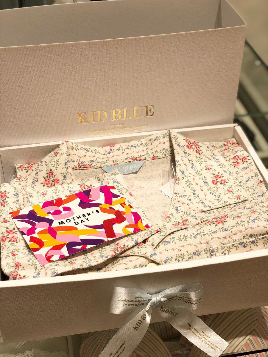 日本橋三越本店 Mitsukoshi A Twitteren 母の日フェア開催中 キッドブルー では 母の日のギフトにぴったりな パジャマ ルームウェアなどをご紹介中 可愛いギフト包装も承っております 本館4階 インティメイトサロン 5月7日 火 まで 三越母の日 母の日