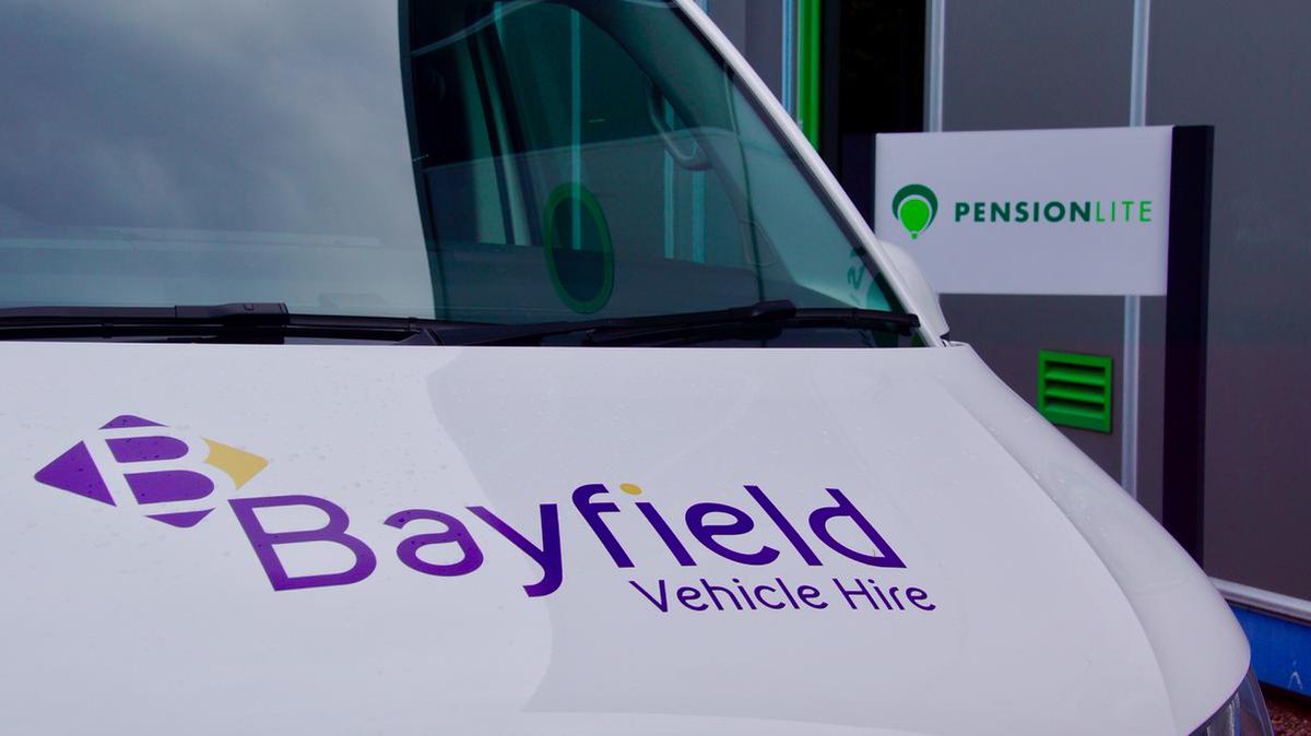 pensionlite's tweet photo. Big thanks to @BayfieldHire who kindly donated a van to our coast to coast team. They're all off to Whitehaven this afternoon to start the 140 mile ride tomorrow morning! #12monthsofcharity #coast2coast 😃🚴♀️🚴♀️🚴♂️🚴♂️#pensionlite https://t.co/Q8mSRxtuFn