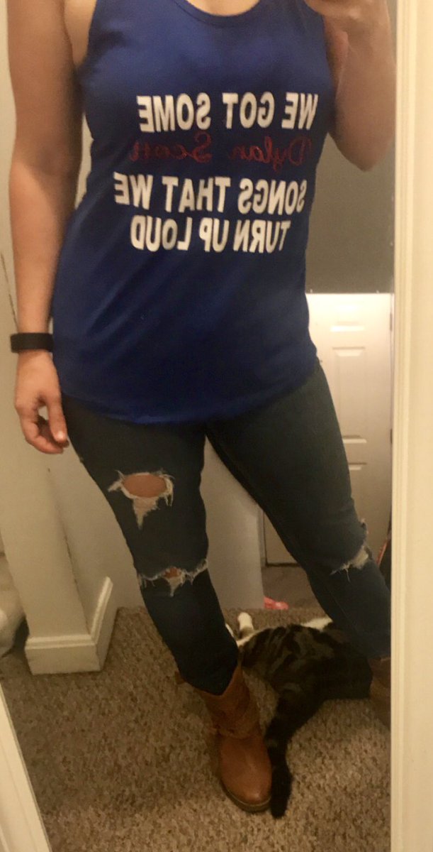 davita77's tweet photo. Hey @camjones1977 This is officially my favorite Red, White, and Blue shirt! You are amazing girlie!!
“We got some @DylanScottCntry songs that we turn up loud” #nothingtodotown https://t.co/rR47asq9aM