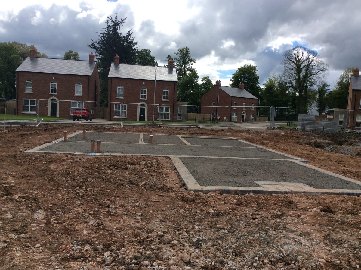 Dixons Contractors tweet media