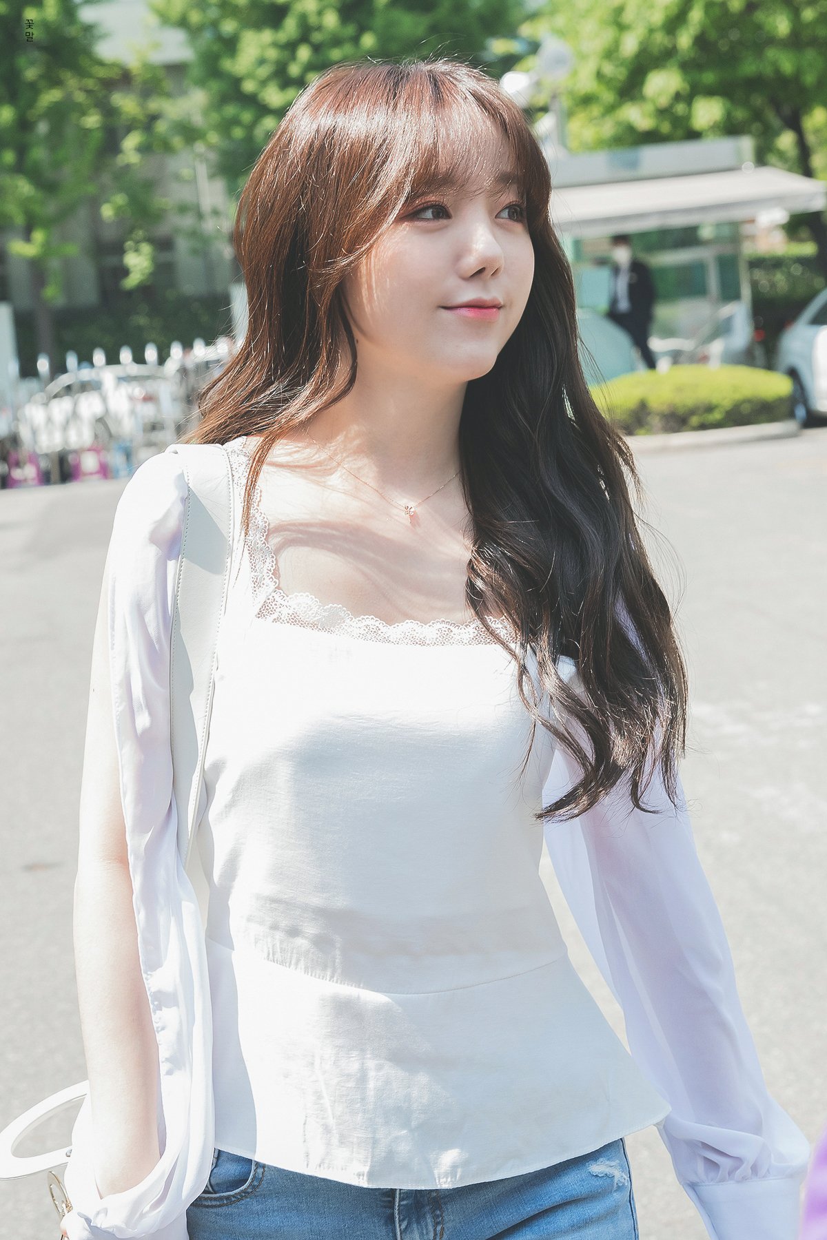 D5oajNdUEAAMUbE.jpg:orig