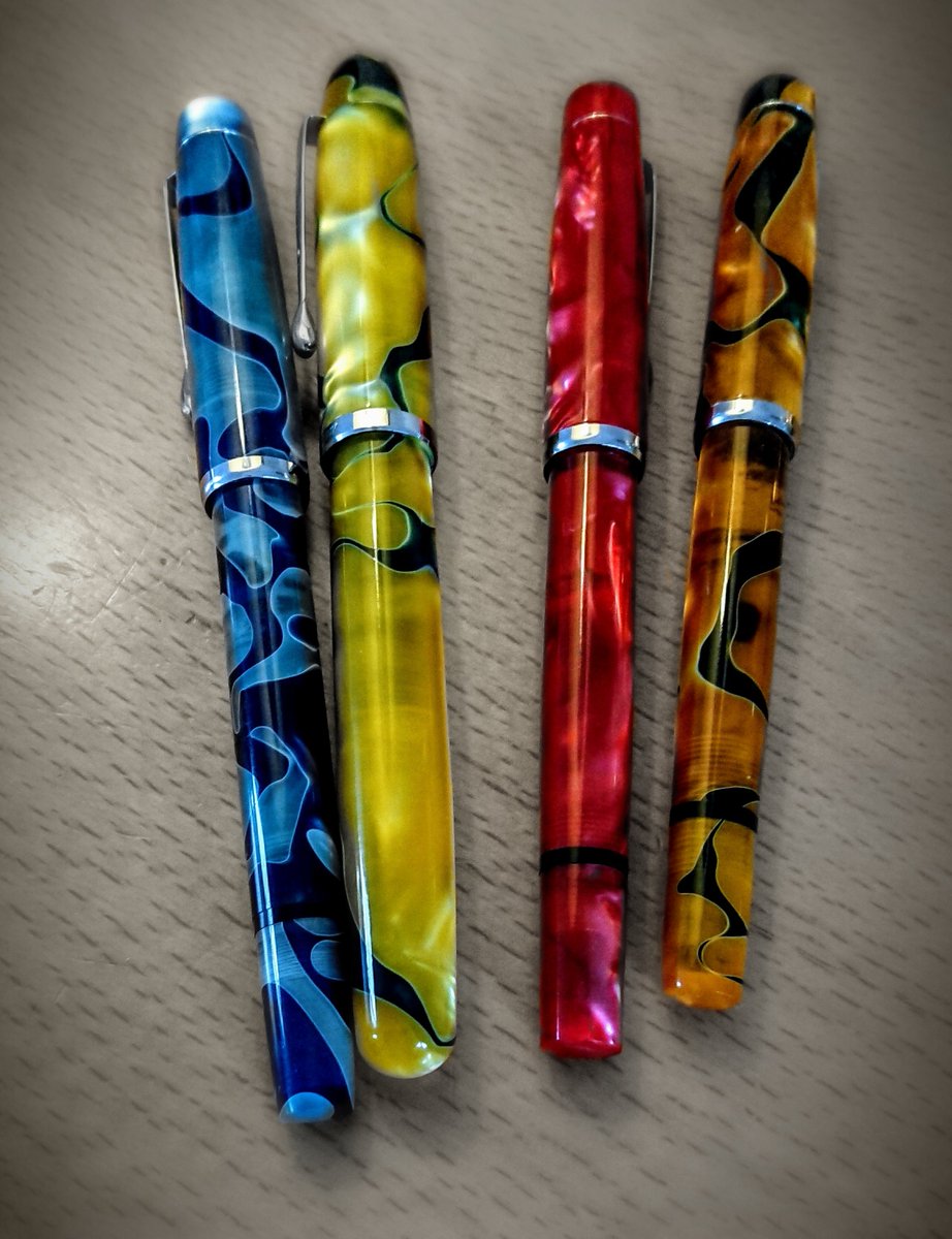 nibscratcher's tweet photo. #fountainpen #prettypen

Noodlers Fountain pens https://t.co/Urq67MTipn
