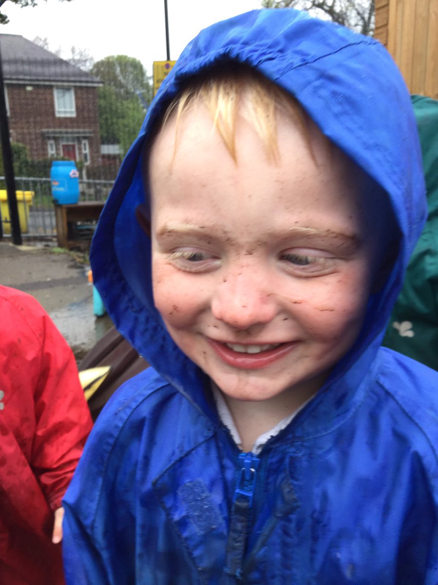 HartleyBrookPri's tweet image. This morning the nursery children have been having lots of fun splashing in muddy puddles!! #WeAreAstrea #efys #outdoorlearning #nursery