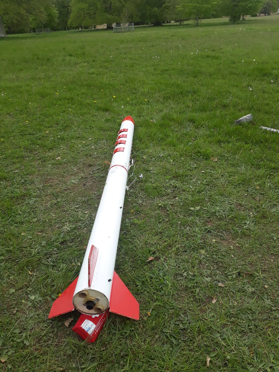 CanSatIreland's tweet photo. We've got a shiny new rocket this year courtesy of our wonderful partners at @IrishRocketry. They volunteer their services every year to ensure students get an incredible  #STEMed experience. #cansatirl2019 https://t.co/Q1WTgXw4rr