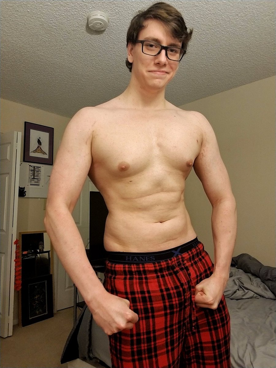 Calilum_'s tweet photo. Same pose different setting and outfit
Lmk what your thoughts are on this down in the comments 🤔💪
-
#pose #chest #glasses #setring #lighting #outfit https://t.co/7fT5zcupN7