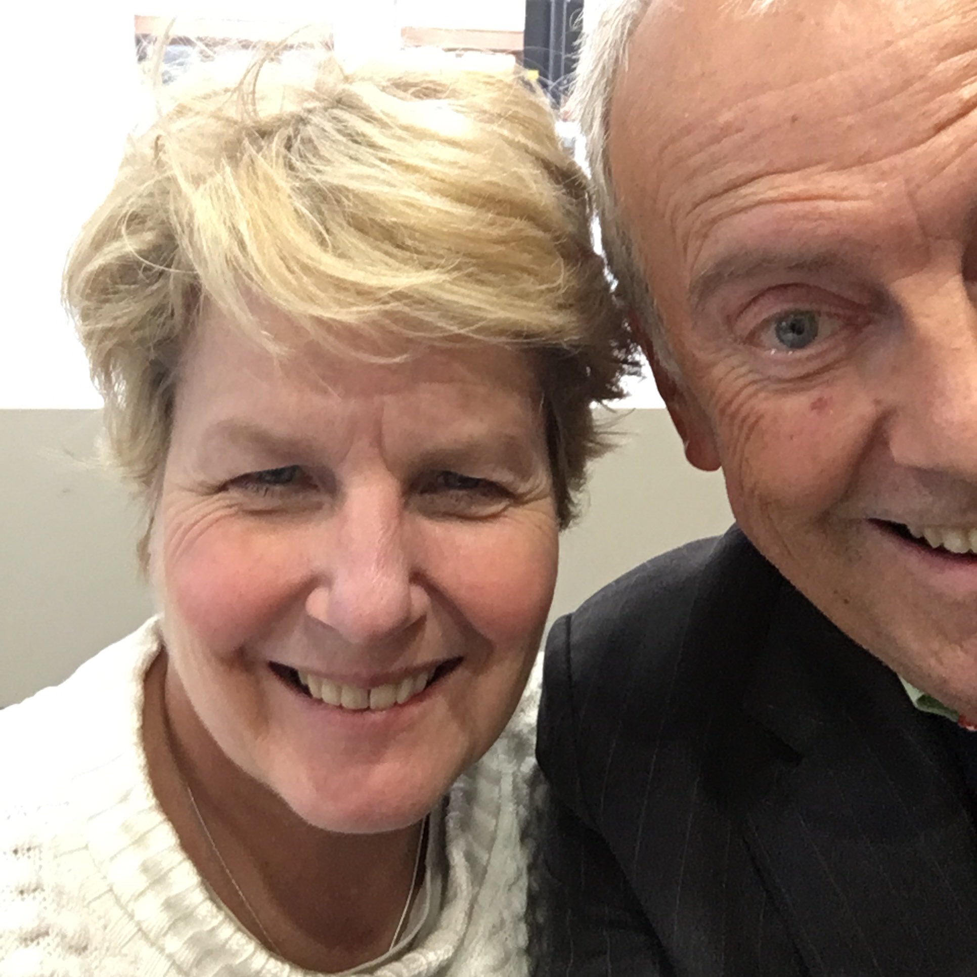 And today it s Sandi Toksvig s birthday. Happy birthday, Sandi! 