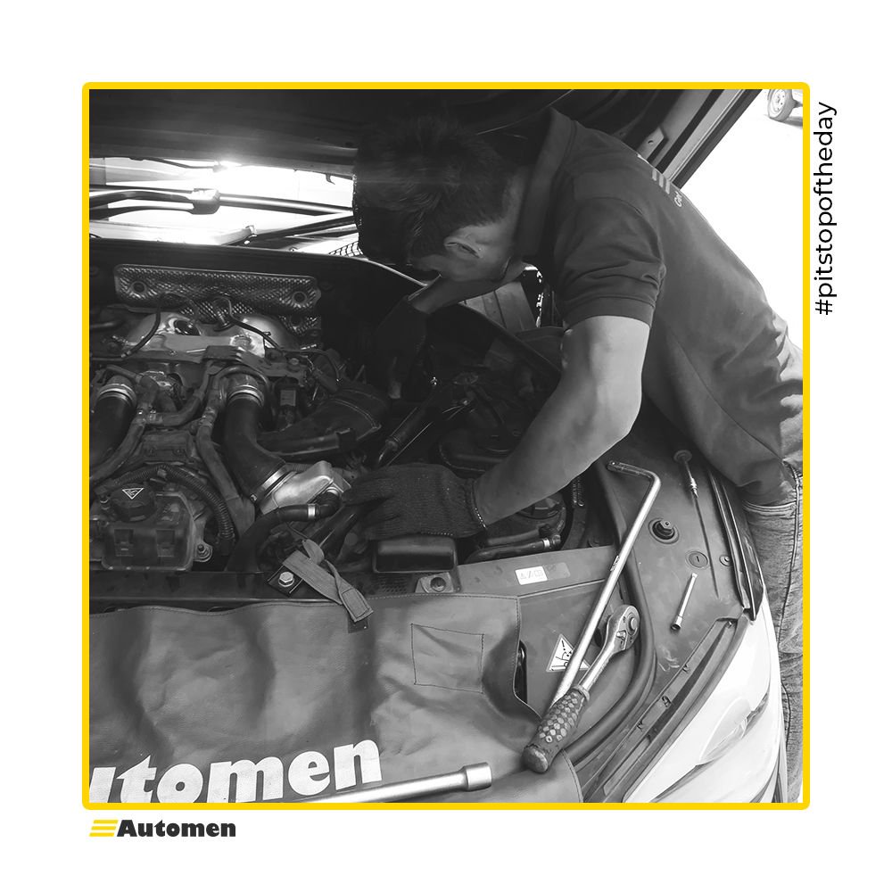 AutomenIndia's tweet photo. #pitstopoftheday
High performance cars need highly experienced hands.
Get your luxury cars serviced at your doorstep by the team of experts in under 90 minutes and save upto 40%. ⠀
Call 8010696969 to book a pitstop.
#bmw #7series https://t.co/mSy2cnWMYN