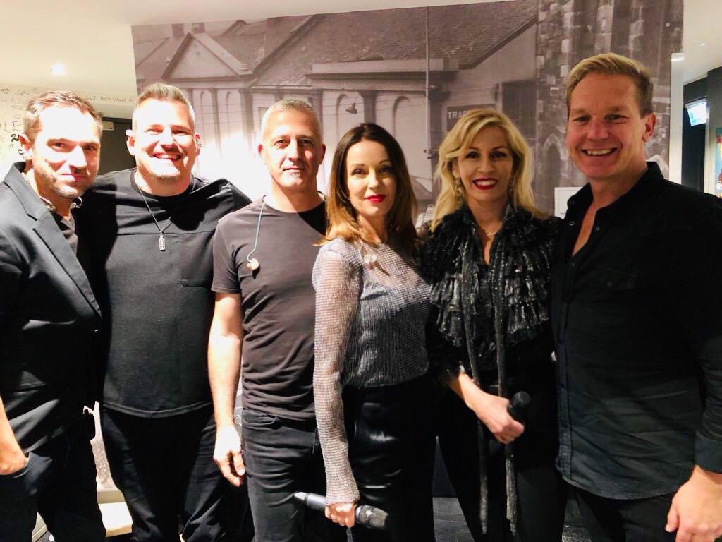 Fab night @stlukesglasgow with our boys. Can’t wait for more. Thanks to everyone who came and made it so much fun @SaraBananarama @VivaBananarama #InStereo #AnEveningWithBananarama