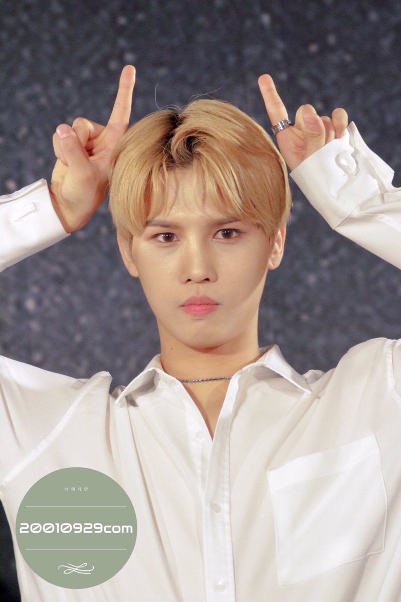 20010929com's tweet photo. 190318 2부

너무그립다.

#14U #원포유 #ワンフォーユー
#건 #gun #ゴン #거니
.
♡ @14U_official_  @14U_JP ♡ https://t.co/wuvcUYokDU