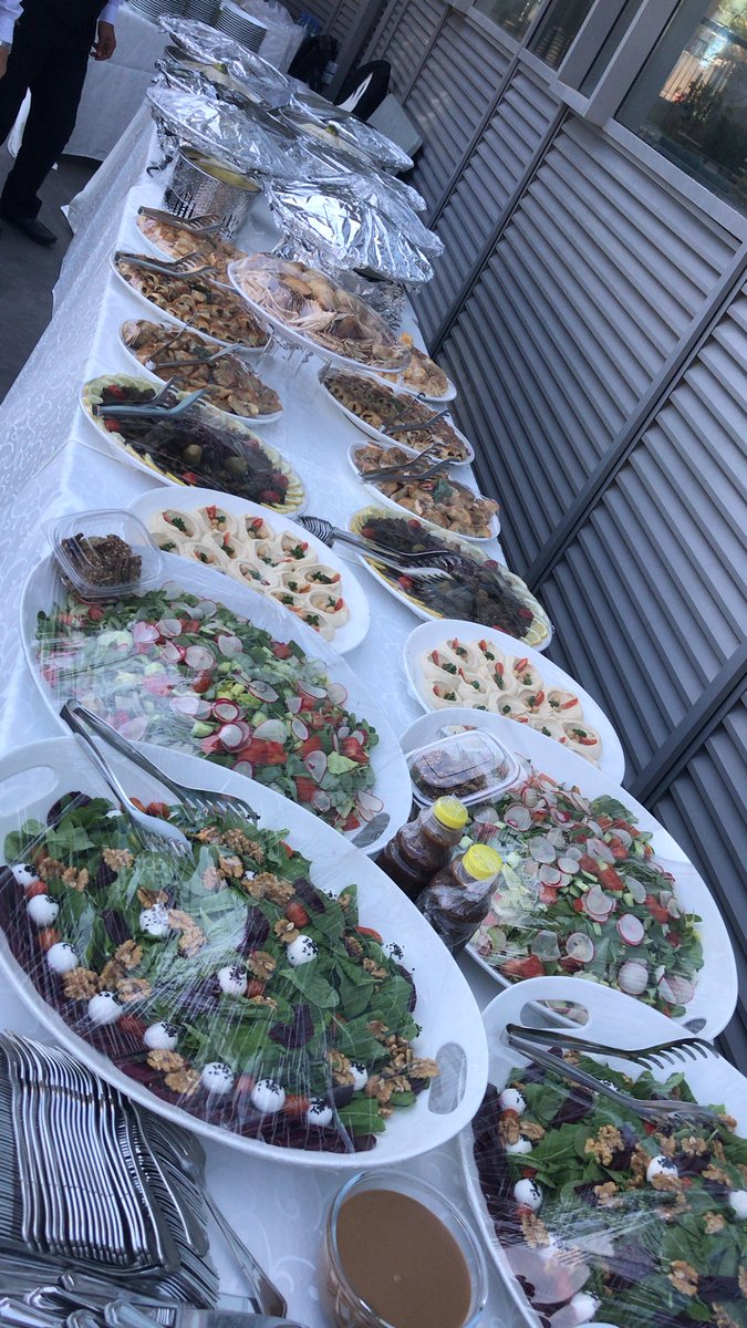 Alinajemm's tweet photo. Thank you DHIB for the generous lunch #ENGL256D #DHIB https://t.co/K1spoLTaV7