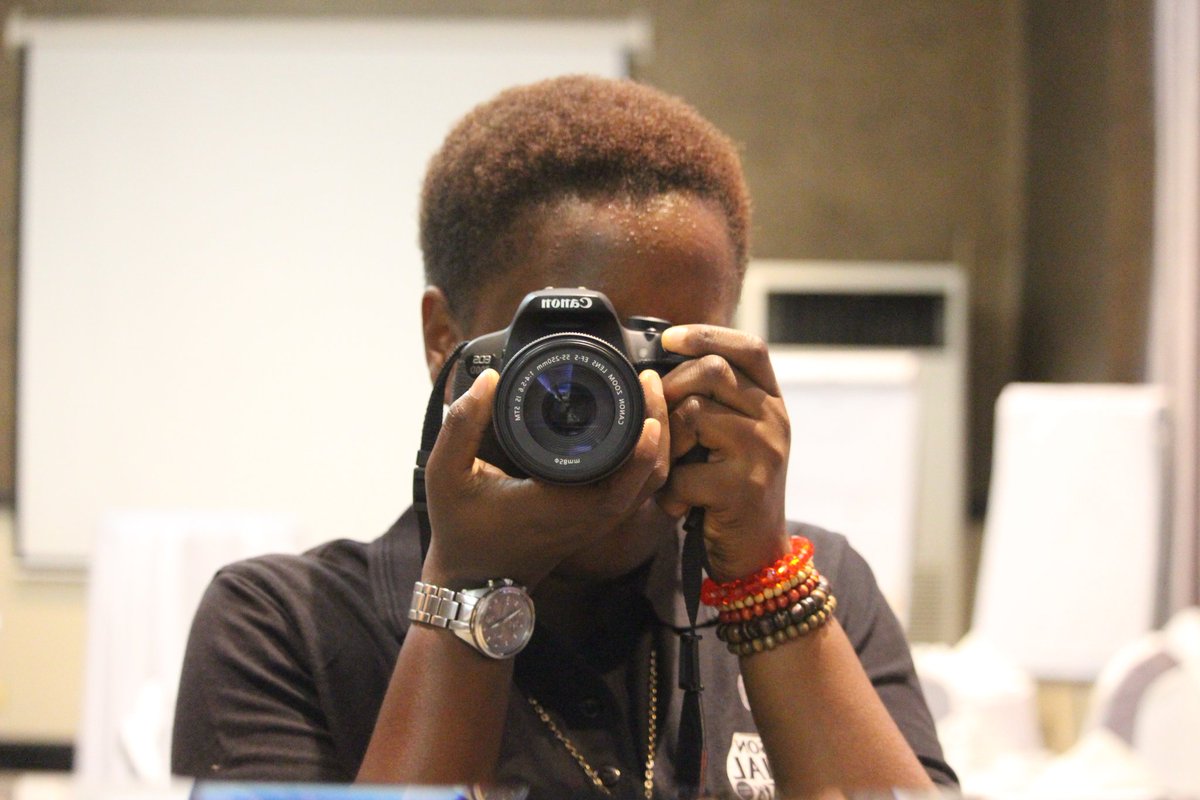 AnitaKomukama's tweet photo. My very very happy place..
"I capture You indulge"
#AKPhotography #GirlBehindTheCamera #CameraChics https://t.co/0ffQw6vgvo